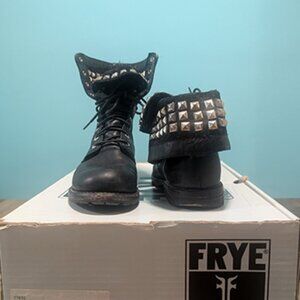 FRYE Lace up studded boots